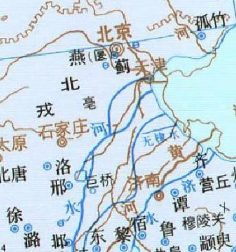 燕国最初的都城是燕城,在今北京房山区一带;公元前7世纪,燕国向冀北