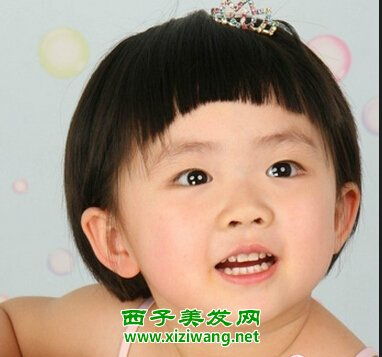 两岁小女孩发型短发图片