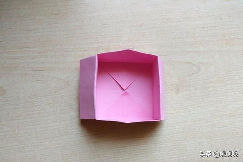 纸盒子的折法纸盒子的折法简单